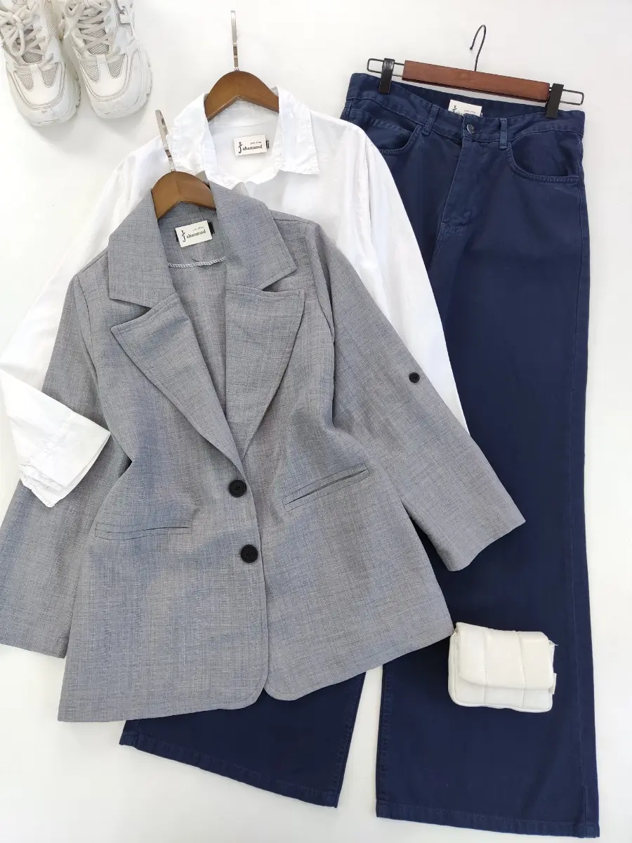 مانتو رونیکا